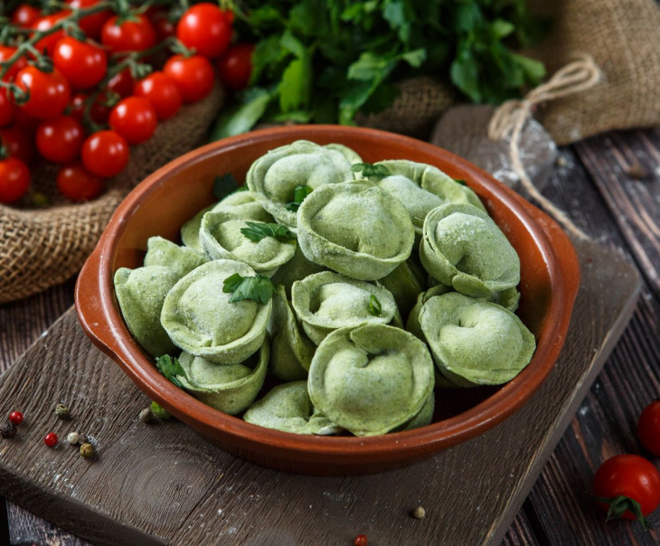 4711 Мини-пельмени с кроликом и курицей Зинаида и Сергей Белан Вкусляндия 