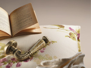 Классический стиль латунная ручка на пластине