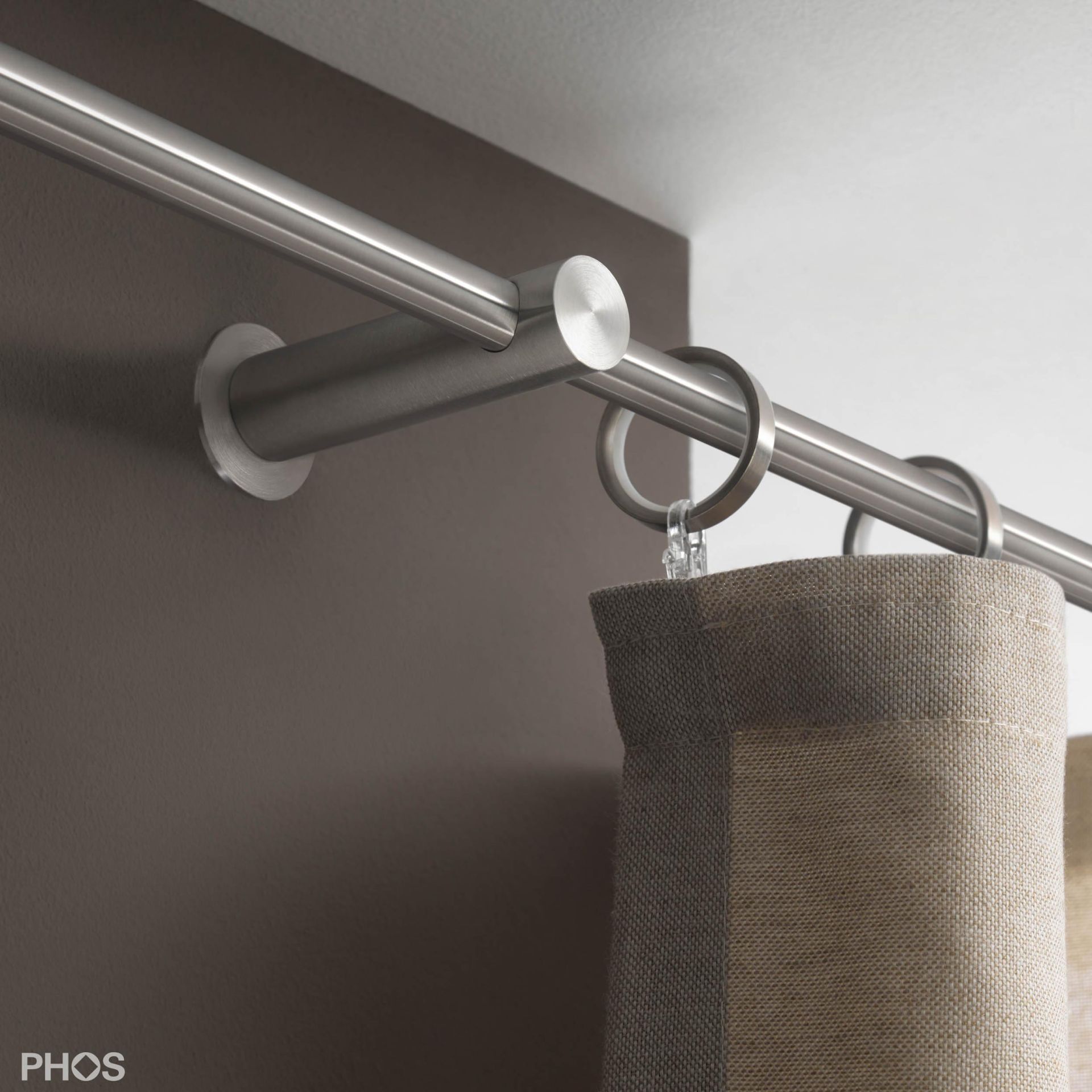 VS20-80-3200 Комплект карнизов: 320 см с 2 кронштейнами и 1 кронштейном в качестве центральной опоры (небольшое расстояние от стены) PHOS  - Вид №2