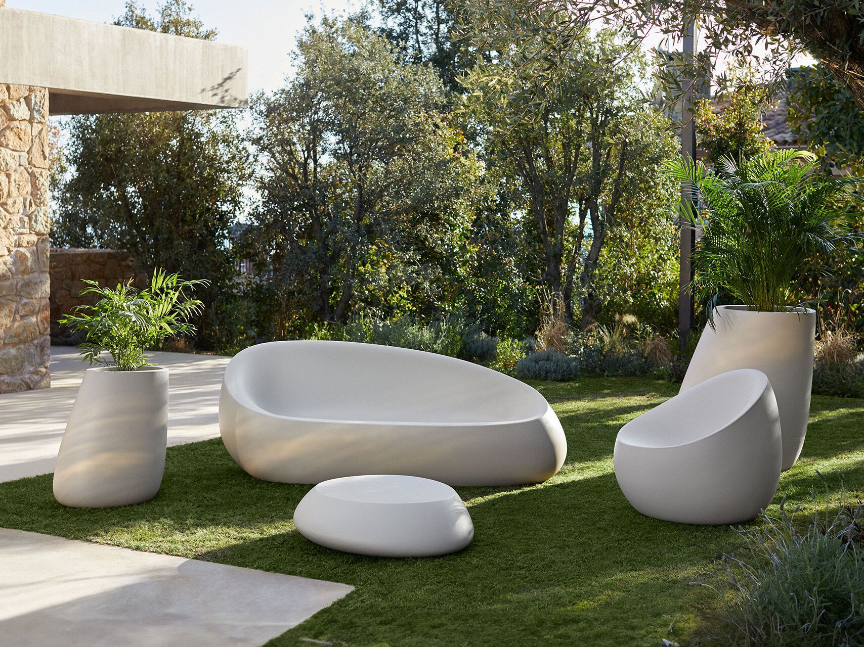 Полиэтиленовое садовое кресло Vondom Stone ARCH-00113073 - Вид №3