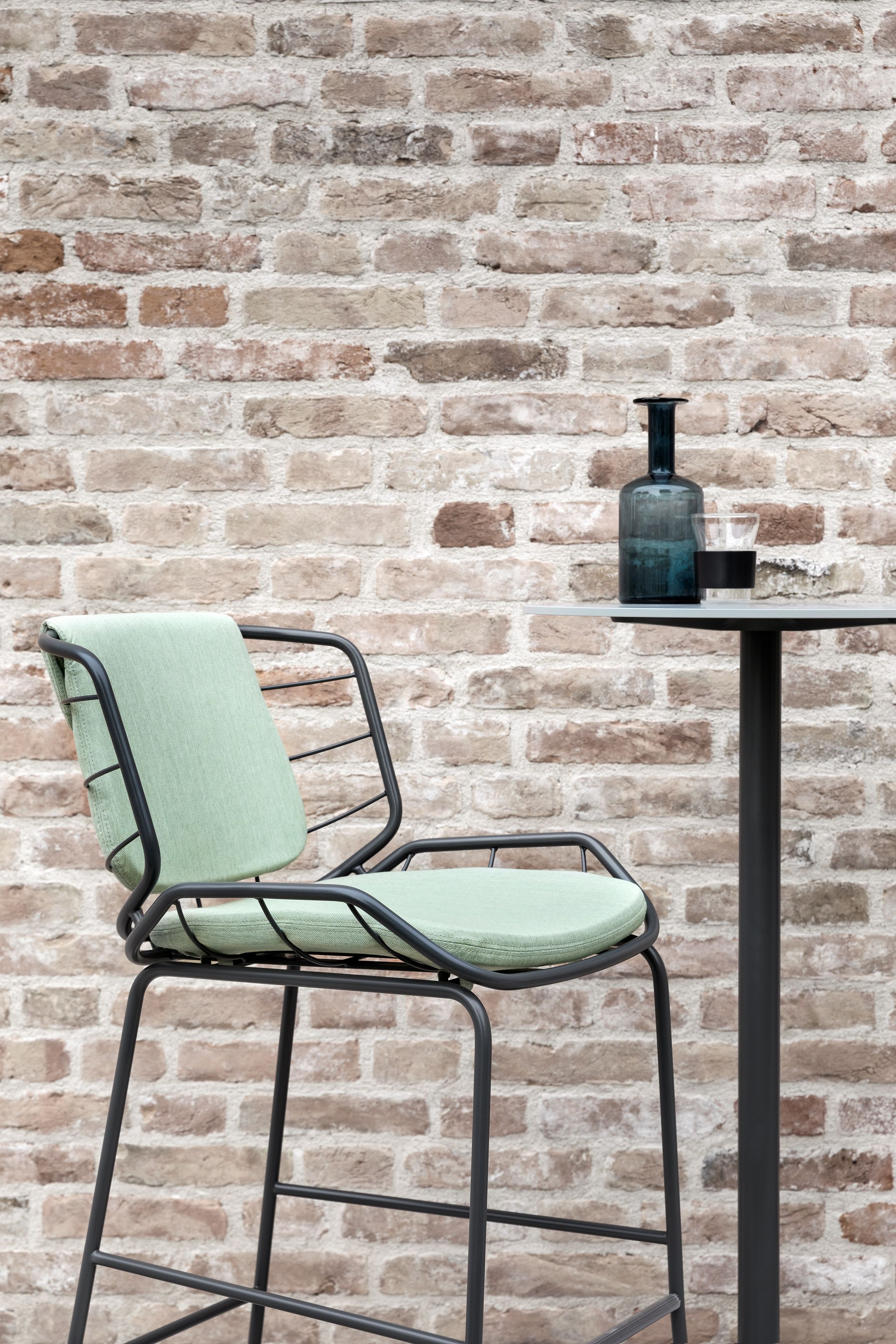 Металлический мягкий табурет с подставкой для ног со спинкой TrabA' Кожа ARCH-00045469 - Вид №20