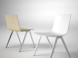 Пластиковый штабелируемый стул