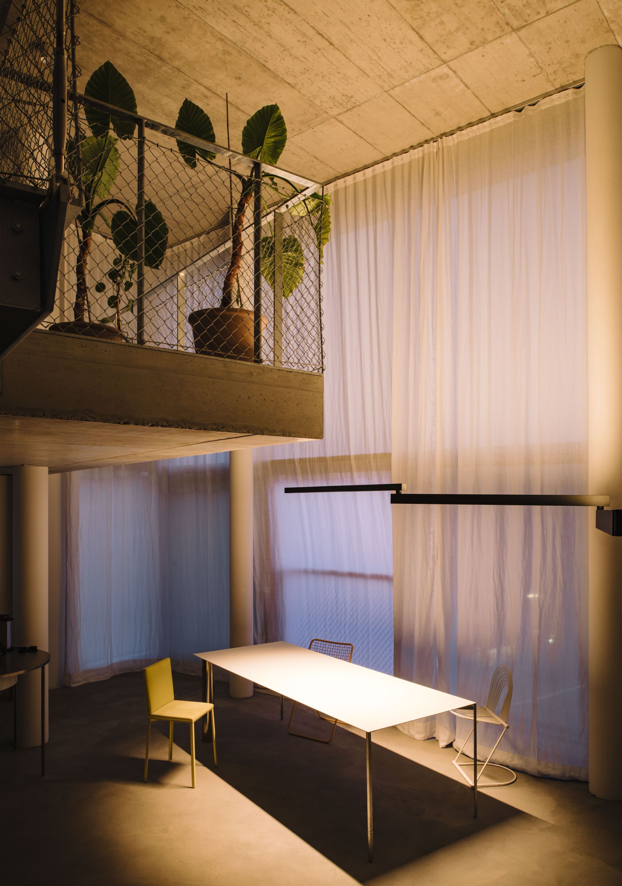 Регулируемый светодиодный настенный светильник Flos BLACK FLAG PRO ARCH-00114938 - Вид №4