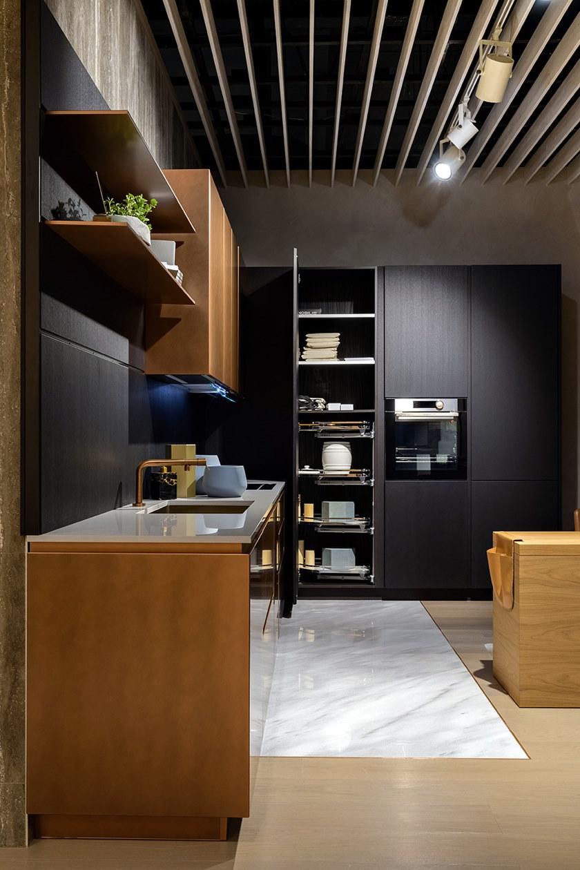 TM Italia Cucine Угловая кухня из оксидированного медного лака и коричневого материала T45 sun-id-1397111 - Вид №2