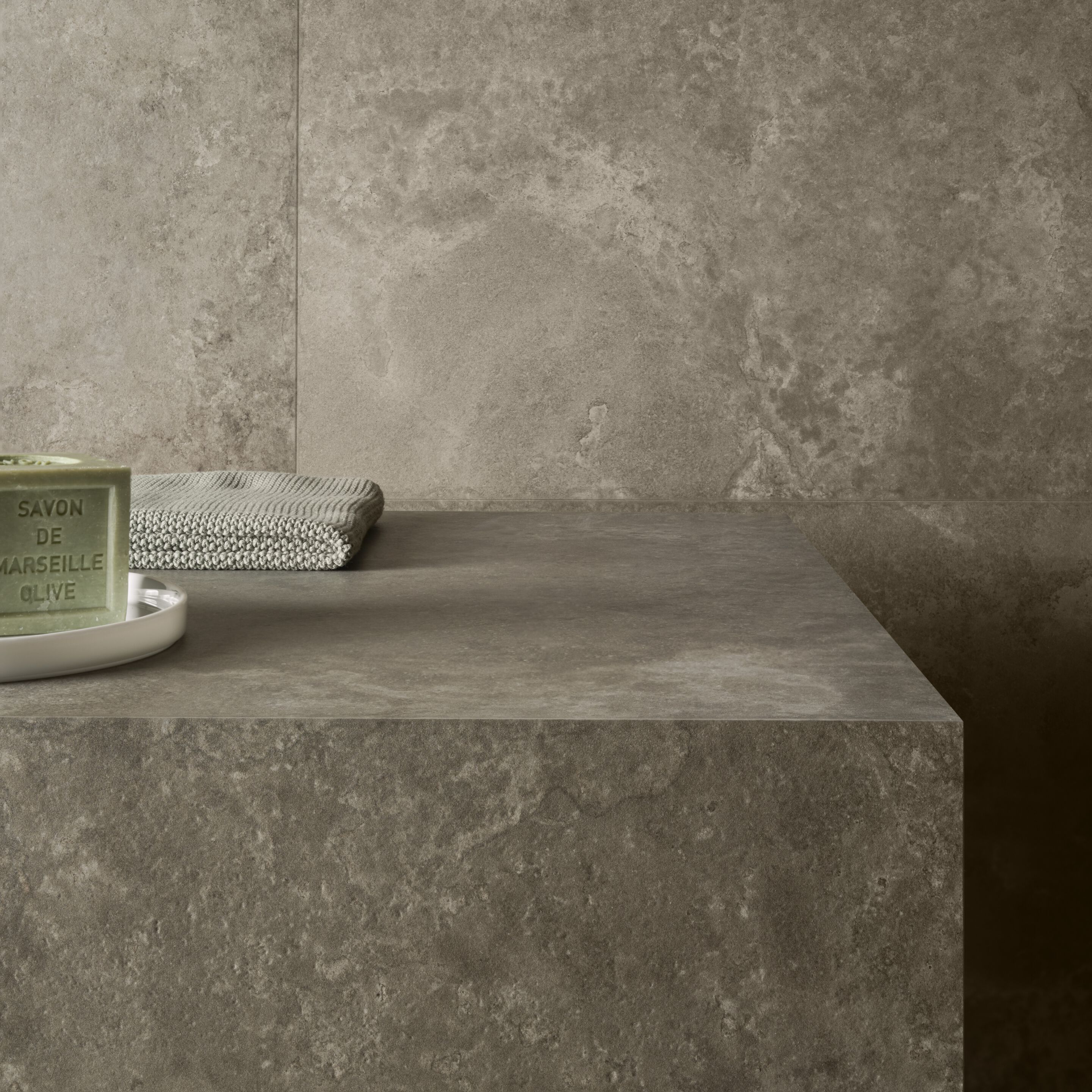 Пол / облицовка из керамогранита с эффектом камня Ceramiche Caesar Histoire ARCH-00083840 - Вид №1