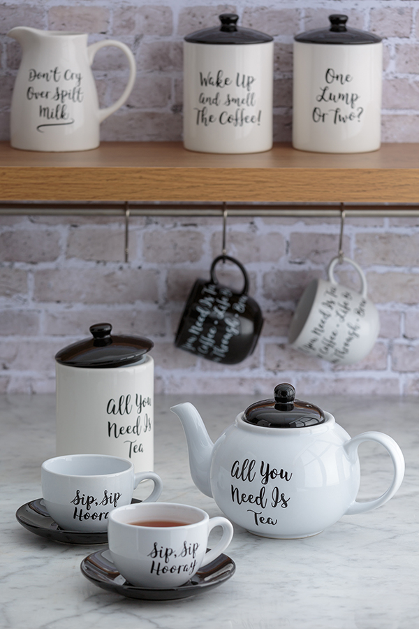 P_0059.615BL Кружка carnaby script 350 мл черная Price&Kensington  - Вид №1