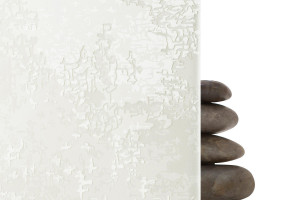 FSRT317 Стекло Vivigraphix graphica показано в конфигурации отражения с прослойкой белого цвета с морозным рисунком и стандартной отделкой Forms-surfaces