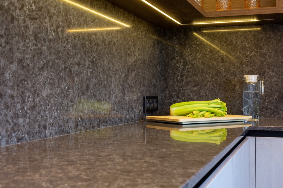 Столешницы для кухни - Гваделупа Пиетра / 20 мм LIGRON LIST232 6014 - Вид №30