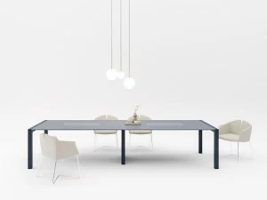 PROF Прямоугольный стол для совещаний с системой управления кабелями Extralight