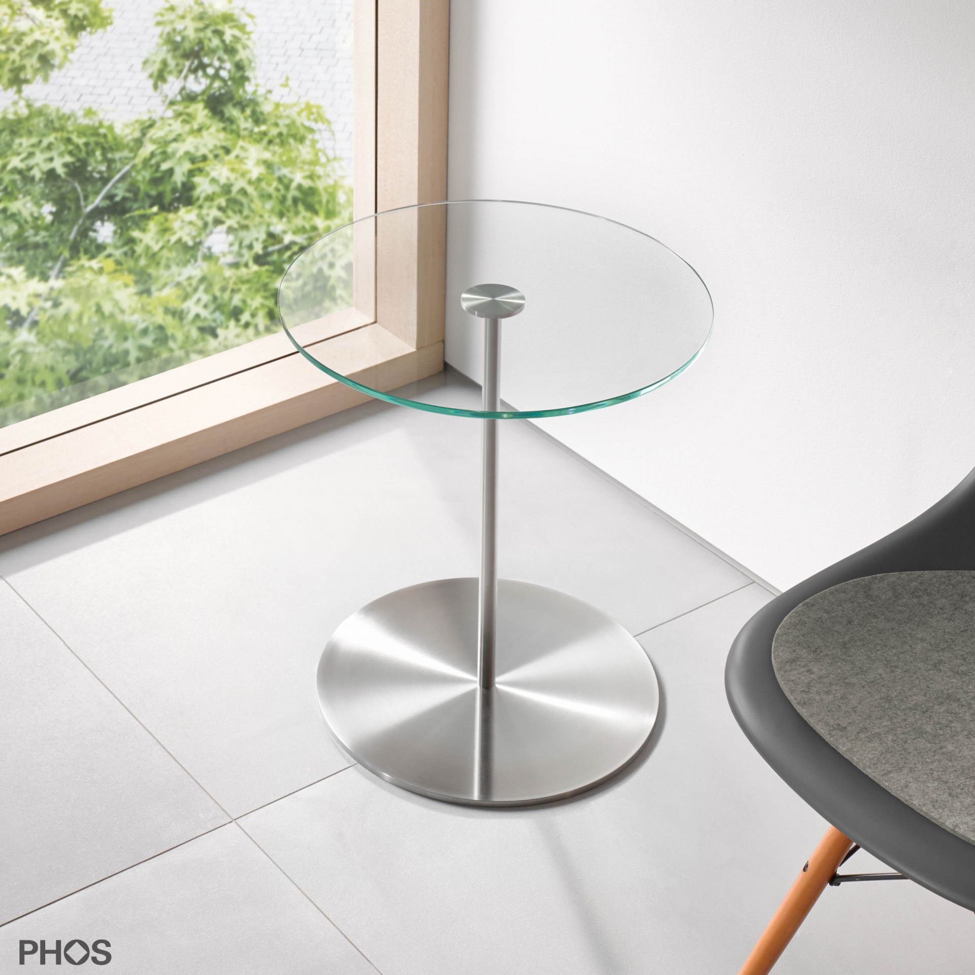 BT400G-E Приставной столик со стеклянной полкой, высота 40 см, основание: нержавеющая сталь. PHOS 