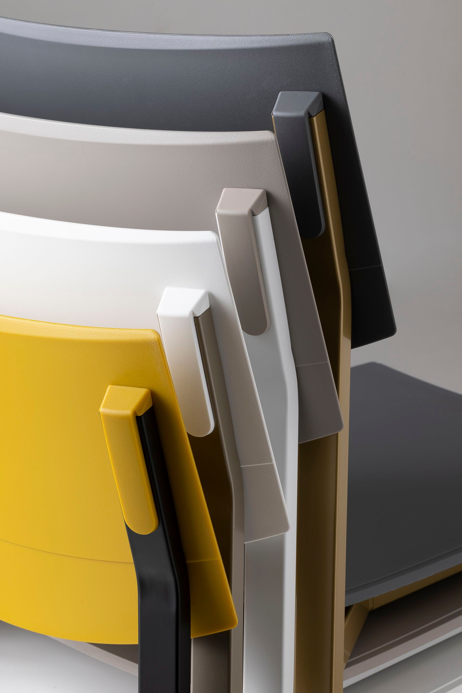 Штабелируемый стул из полипропилена Pointhouse Beba ARCH-00099843 - Вид №3