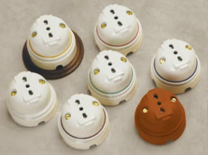 Керамическая одиночная электрическая розетка