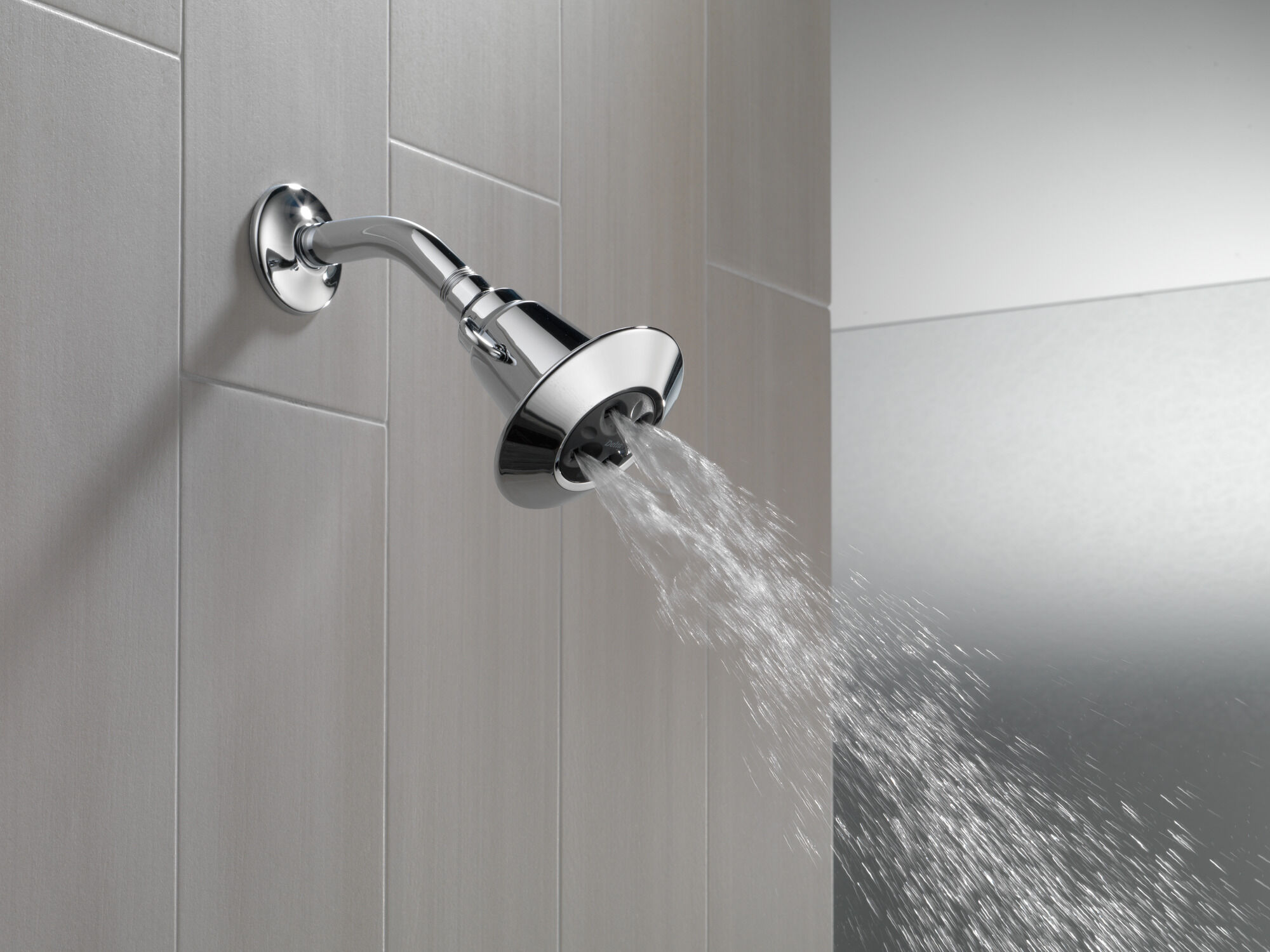 Регулируемая лейка для душа Water-Amplifying® Delta Faucet 75152 - Вид №3