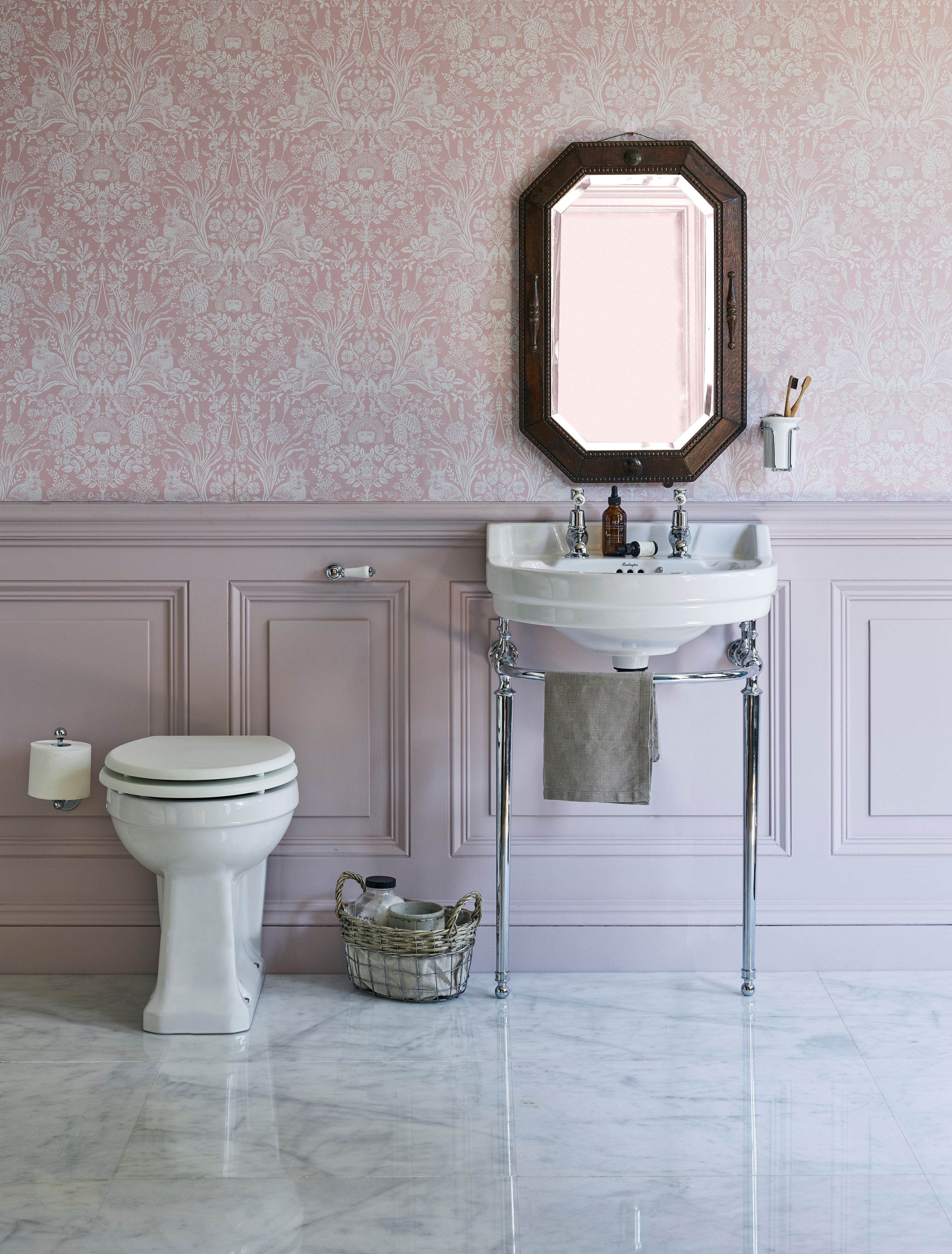 Круглый консольный умывальник в витрине Burlington Эдвардианская ARCH-00004271 - Вид №1