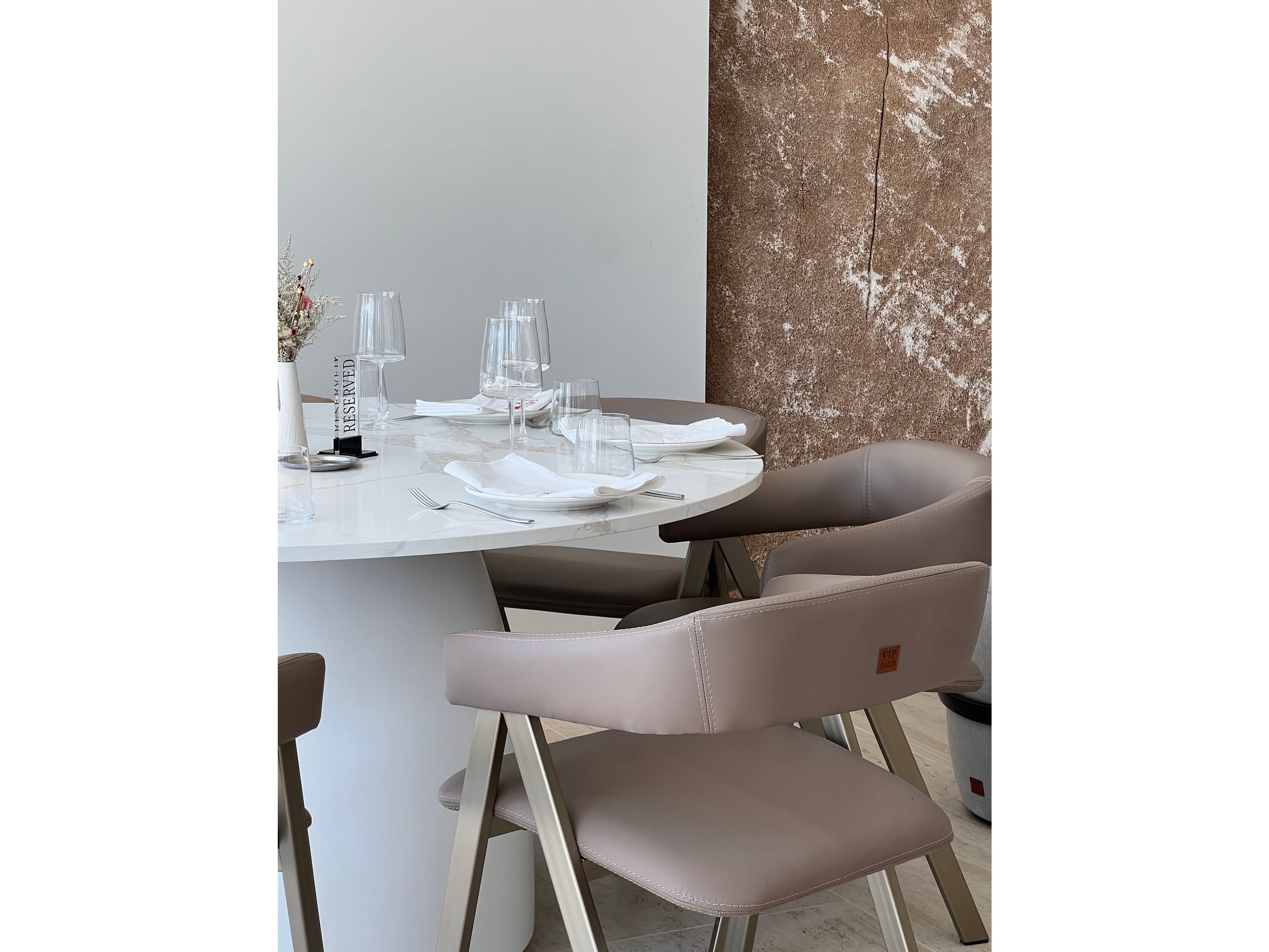 Стул с подлокотниками и встроенной подушкой ABLE ANTONIA ARCH-00071156 - Вид №4