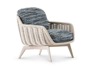 Веревочный и тканевый открытый стул с подлокотниками