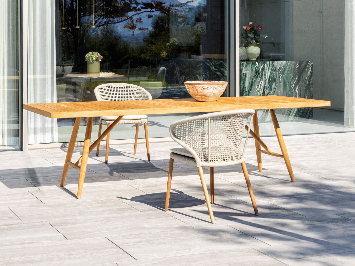 Прямоугольный садовый стол из тикового дерева FISCHER MÖBEL Beluga ARCH-00017690 - Вид №1