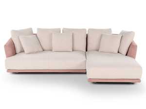 Тканевый диван с полуостровом