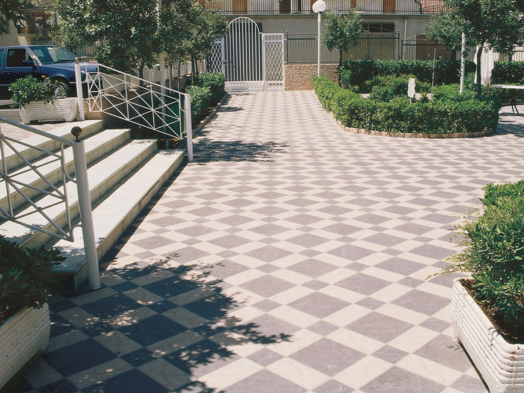 Напольная плитка из керамогранита с эффектом камня Casalgrande Padana Granitogres ARCH-00137789