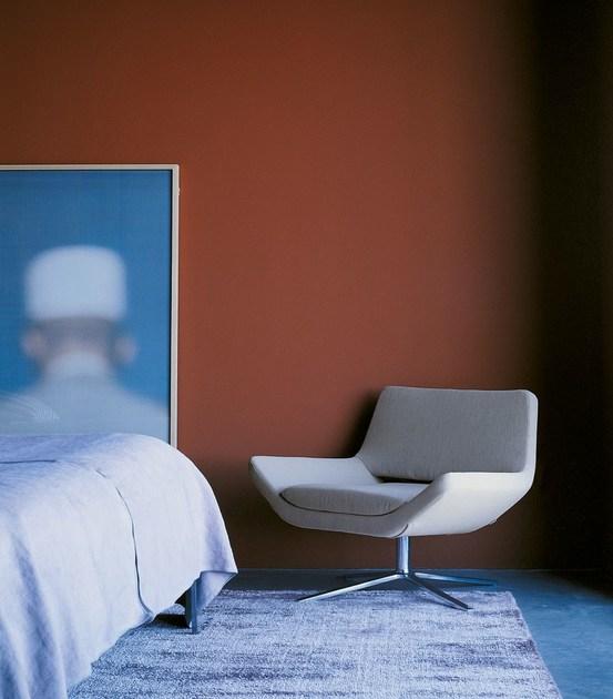 B&B Italia Кресло с обивкой из ткани с 4 спицами Metropolitan sun-id-1478482 - Вид №1