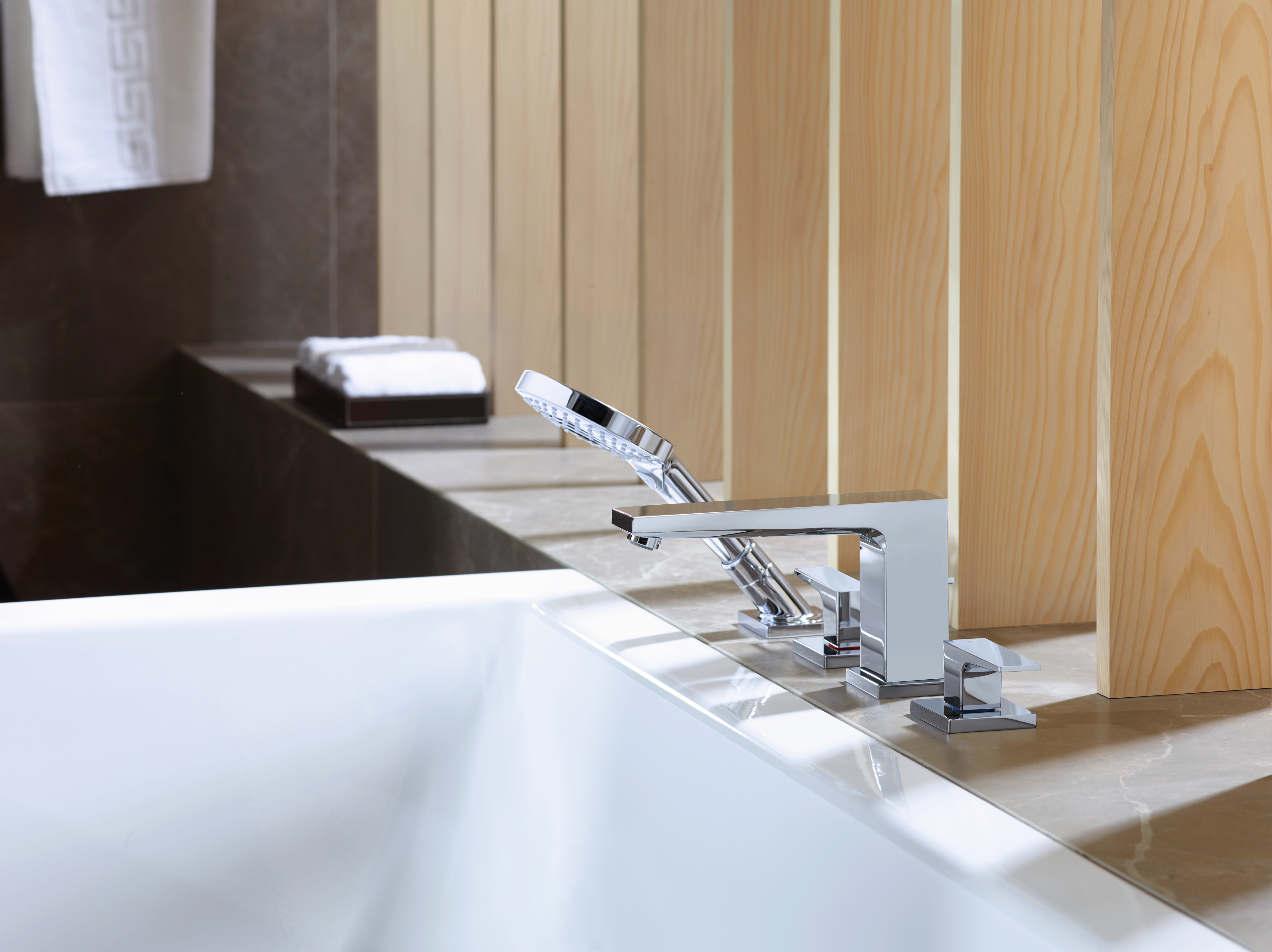 32553000 Metropol Смеситель на край ванны на 4 отверстия с рычажными ручками Hansgrohe  - Вид №4
