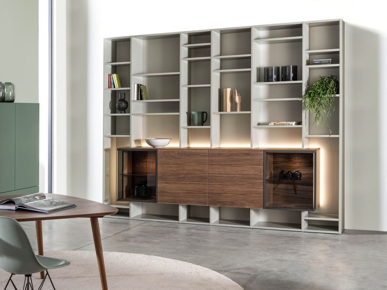 Книжный шкаф с освещением Sudbrock Möbelhandwerk Fokus ARCH-00080738 - Вид №1