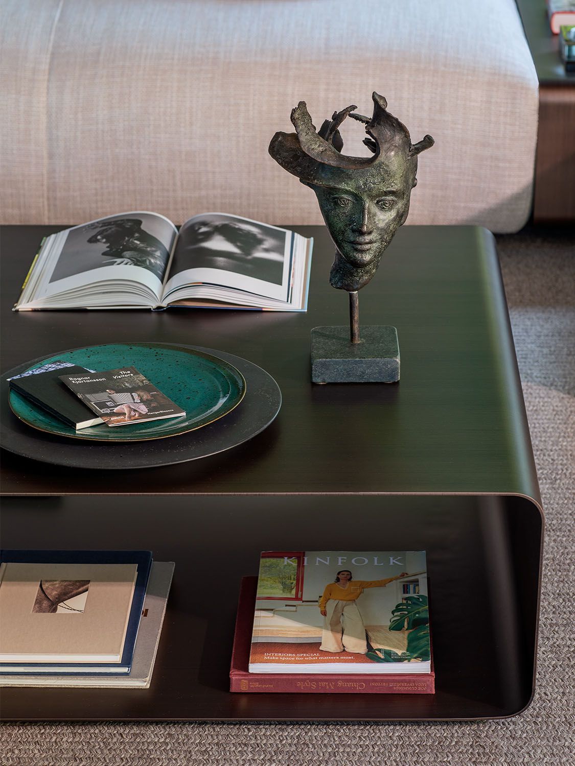 Прямоугольный металлический журнальный столик Flou лист ARCH-00140414 - Вид №13