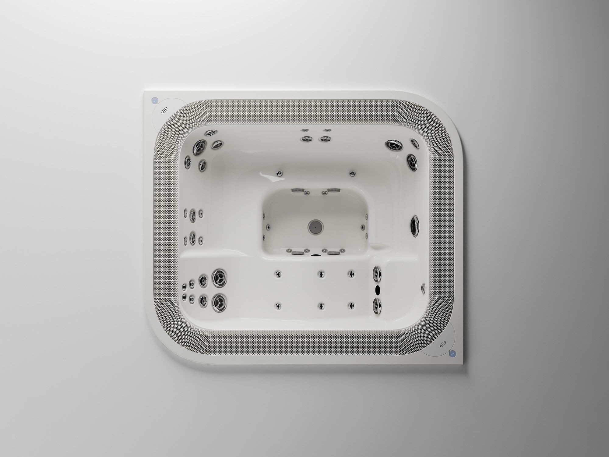 Прямоугольная акриловая мини-чаша с гидромассажем для наружного применения Jacuzzi® Virtus ARCH-00032691 - Вид №9
