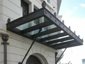 Capoferri Serramenti Навес для стеклянных дверей