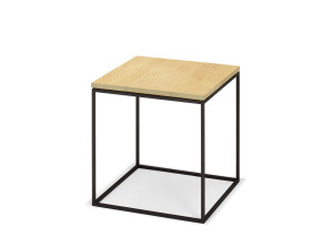 Квадратный стол из стали и дерева