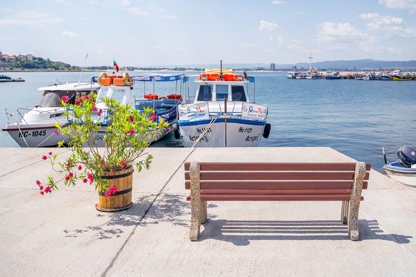 ENCHO ENCHEV - ETE Скамейка из бетона и дерева со спинкой  4  - Вид №2