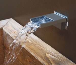 Настенный Водопадный дозирующий носик