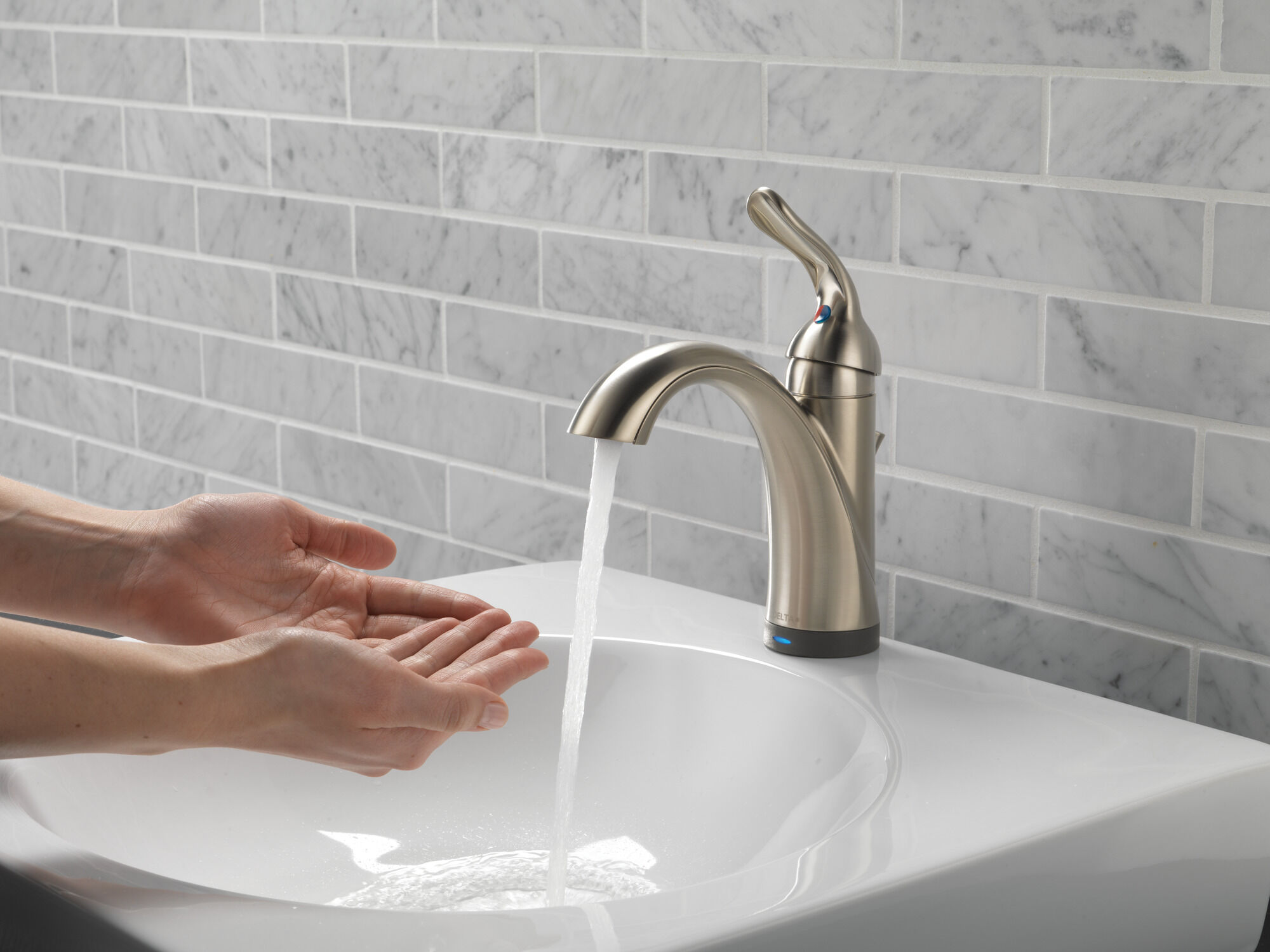 538T-SS-DST Смеситель для ванной с одной ручкой с технологией Touch2O.xt® Delta Faucet Lahara Нержавеющая сталь  - Вид №12