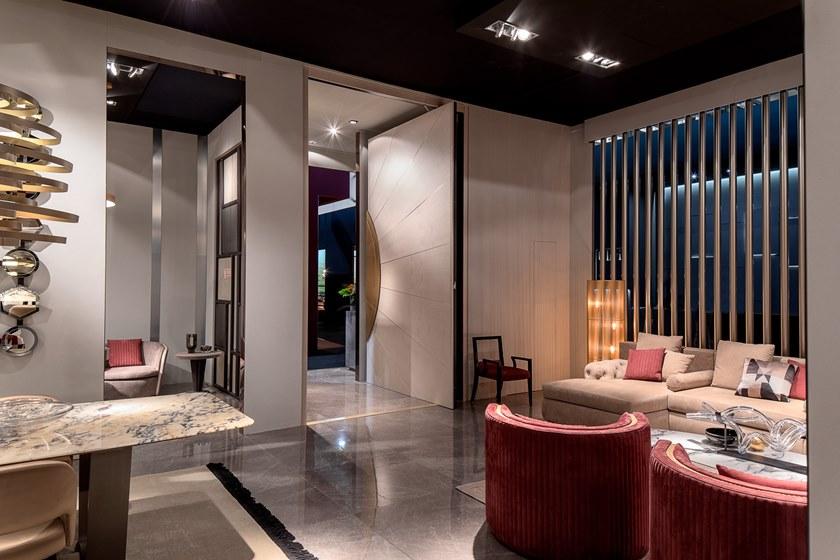 Ercole Автоматическая бронированная поворотная дверь из массива дерева и латуни sun-id-1348399 - Вид №7