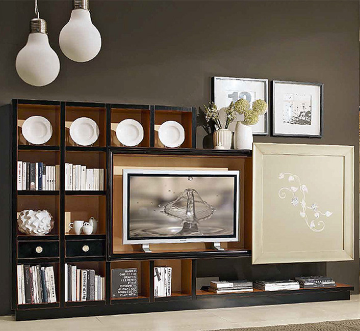 Стенка  BTC INTERNATIONAL Comp. 5 