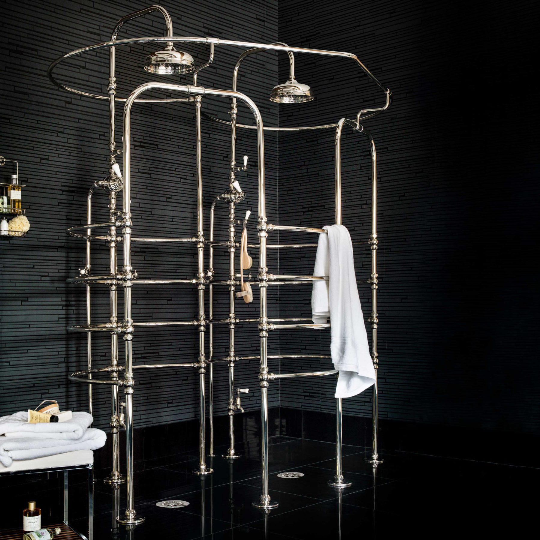 Free Standing Showers душ La Cage D'Amour Catchpoleandrye  - Вид №2