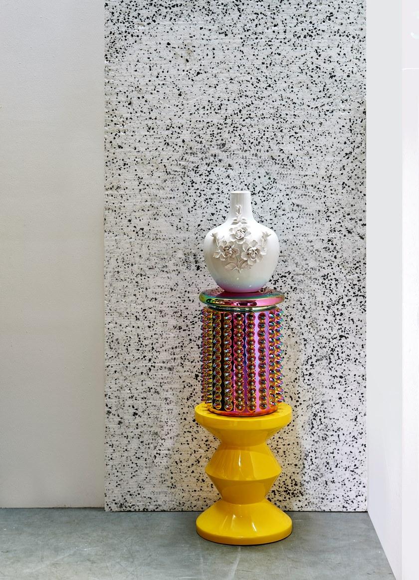 Pols Potten Низкий табурет из глазурованного керамогранита Oily 240-030-015  - Вид №3