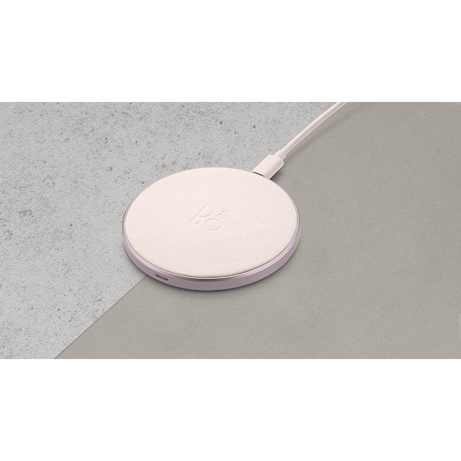 Устройство зарядное беспроводное BeoPlay Charging Pad, розовое Bang & Olufsen 1646205 - Вид №1