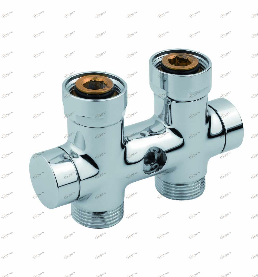 Carlo Poletti V48710R Клапан двухтрубный с держателями. Версия прямая с подключением медной или пластиковой трубы. Межосевое расстояние 50 мм 