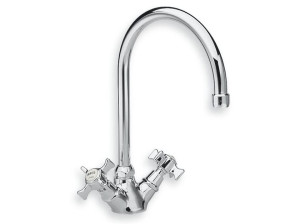 Однорычажный кухонный смеситель с отдельными розетками