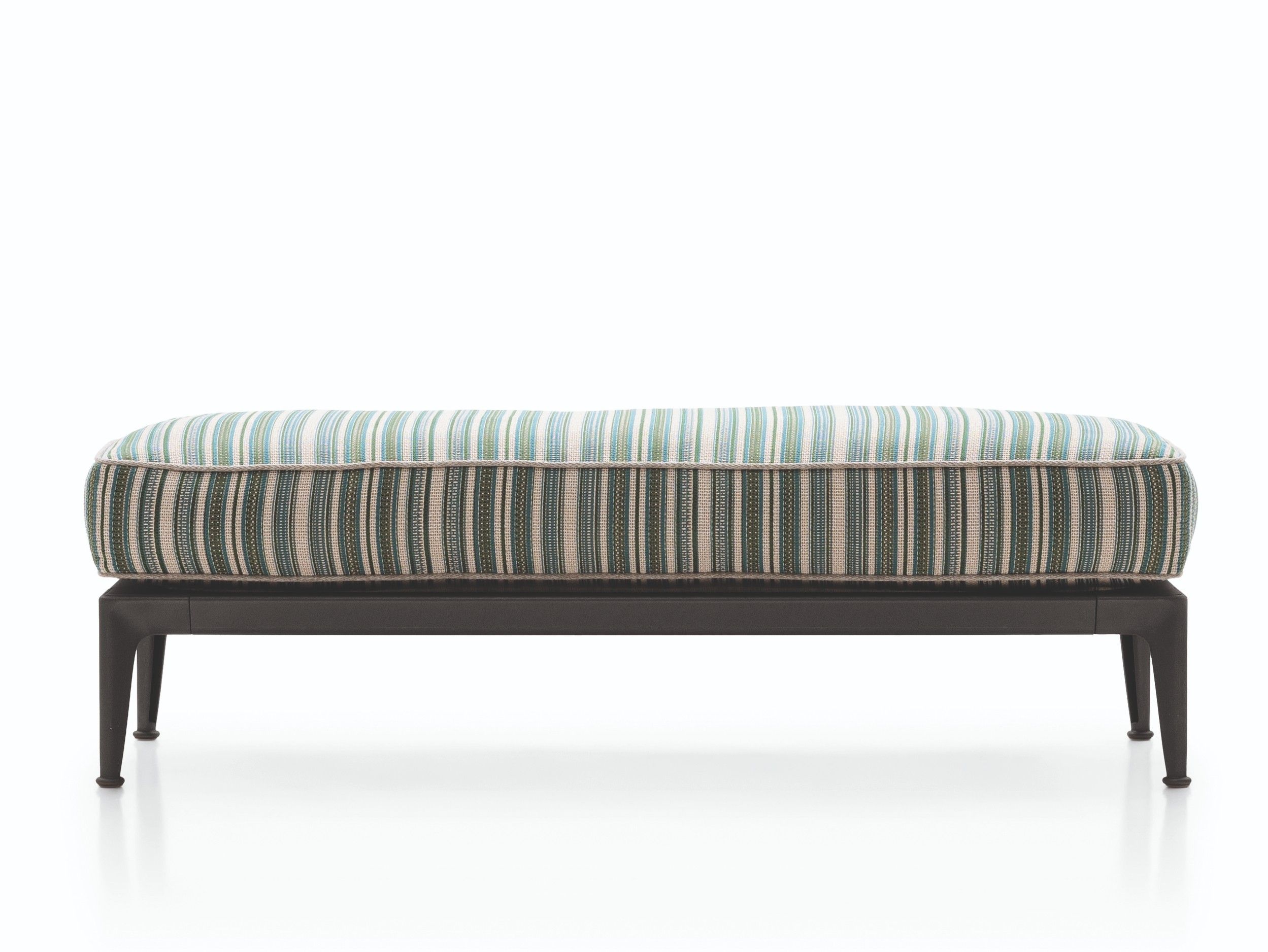 Ткань прямоугольный сад пуфик B&B Italia Outdoor смородина ARCH-00042282 - Вид №1