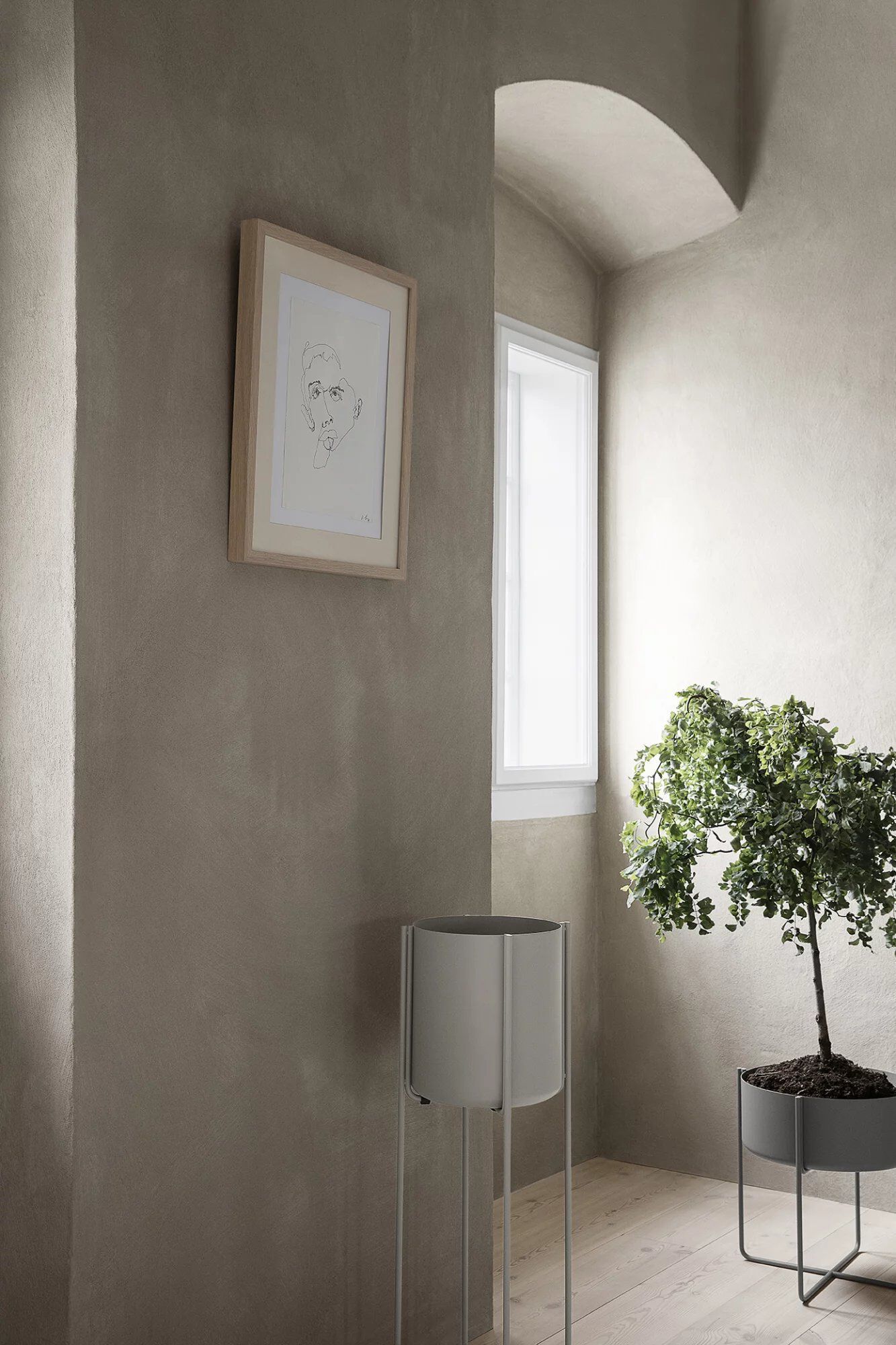 Круглая стальная плантатор с порошковым покрытием blomus Kena ARCH-00075591 - Вид №6