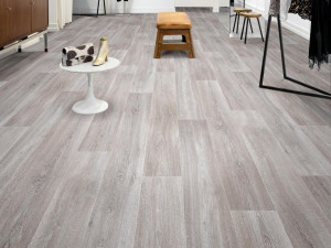 Нескользящий виниловый пол с эффектом дерева