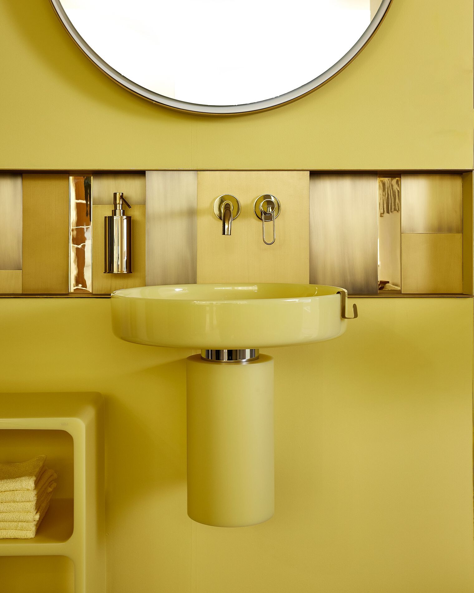 Круглый подвесной умывальник из смолы Vallvé NILO ARCH-00088540 - Вид №15