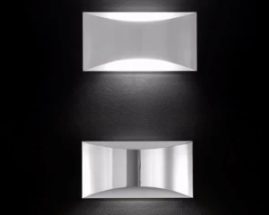 Oluce Настенный светильник из окрашенного металла