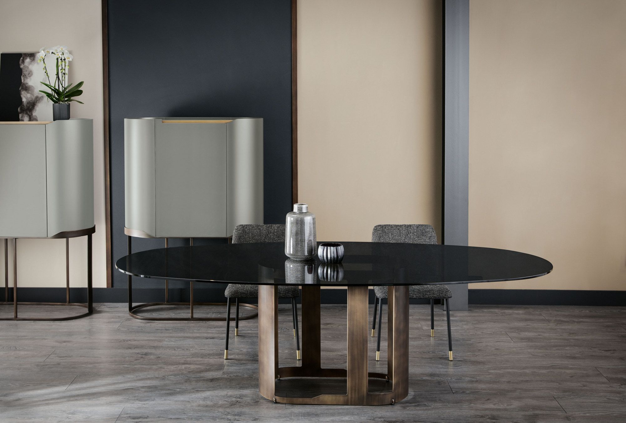 Овальный стол из стали и стекла Cantori Оазис ARCH-00007372