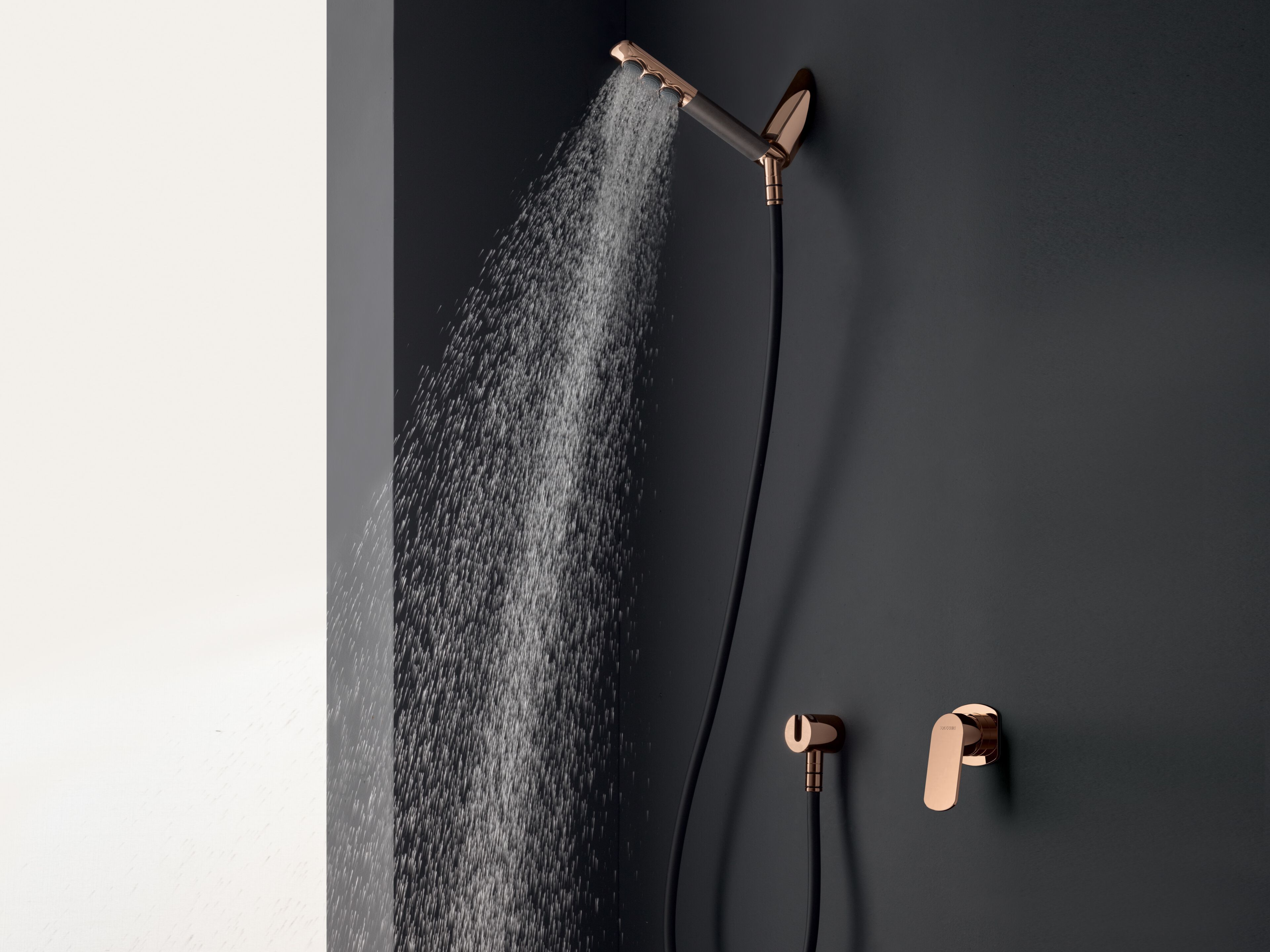 Смеситель для душа с ручным душем Zazzeri Surf ARCH-00044288