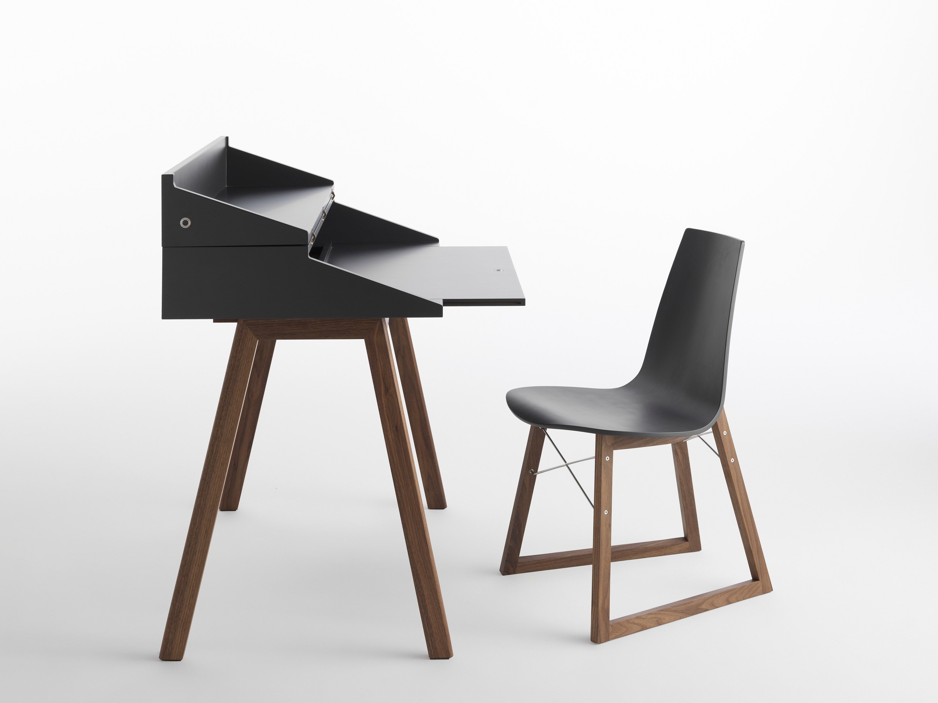 Деревянный стул для саней Casamania & Horm ARCH-00034017 - Вид №1