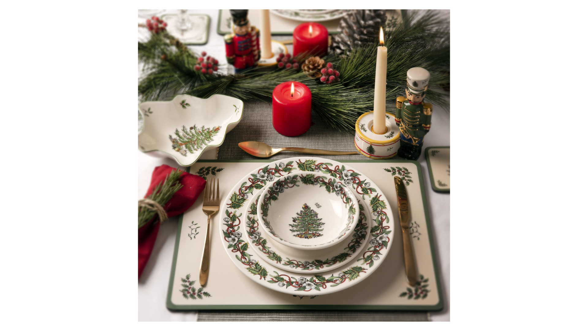 10667112 Spode Сервиз столовый Spode "Рождественская ель. Эксклюзив" на 4 персоны 16 предметов Фаянс  - Вид №6