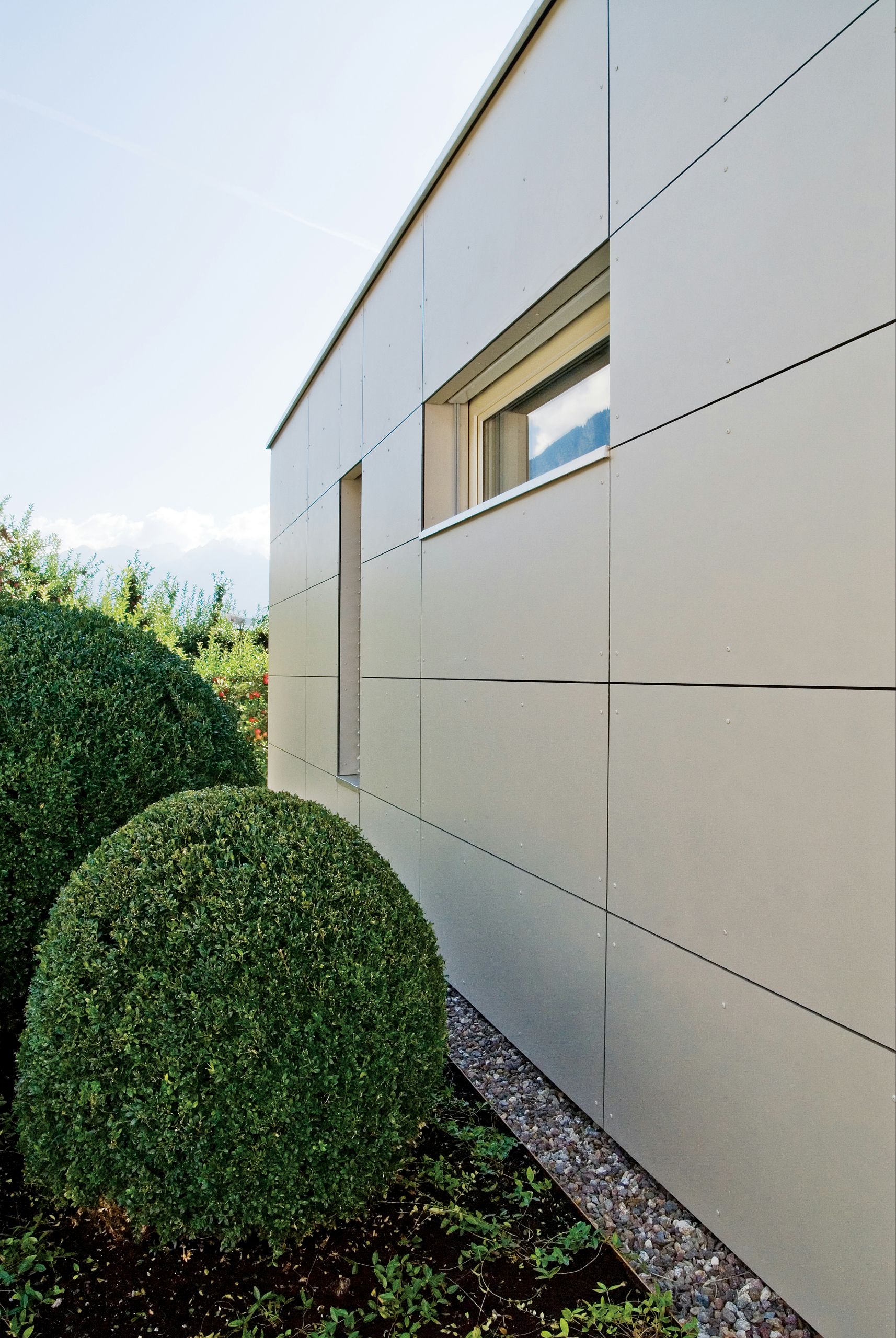 Фасадные и кровельные панели из армированного волокном бетона SWISSPEARL Swisspearl® ARCH-00046860 - Вид №33